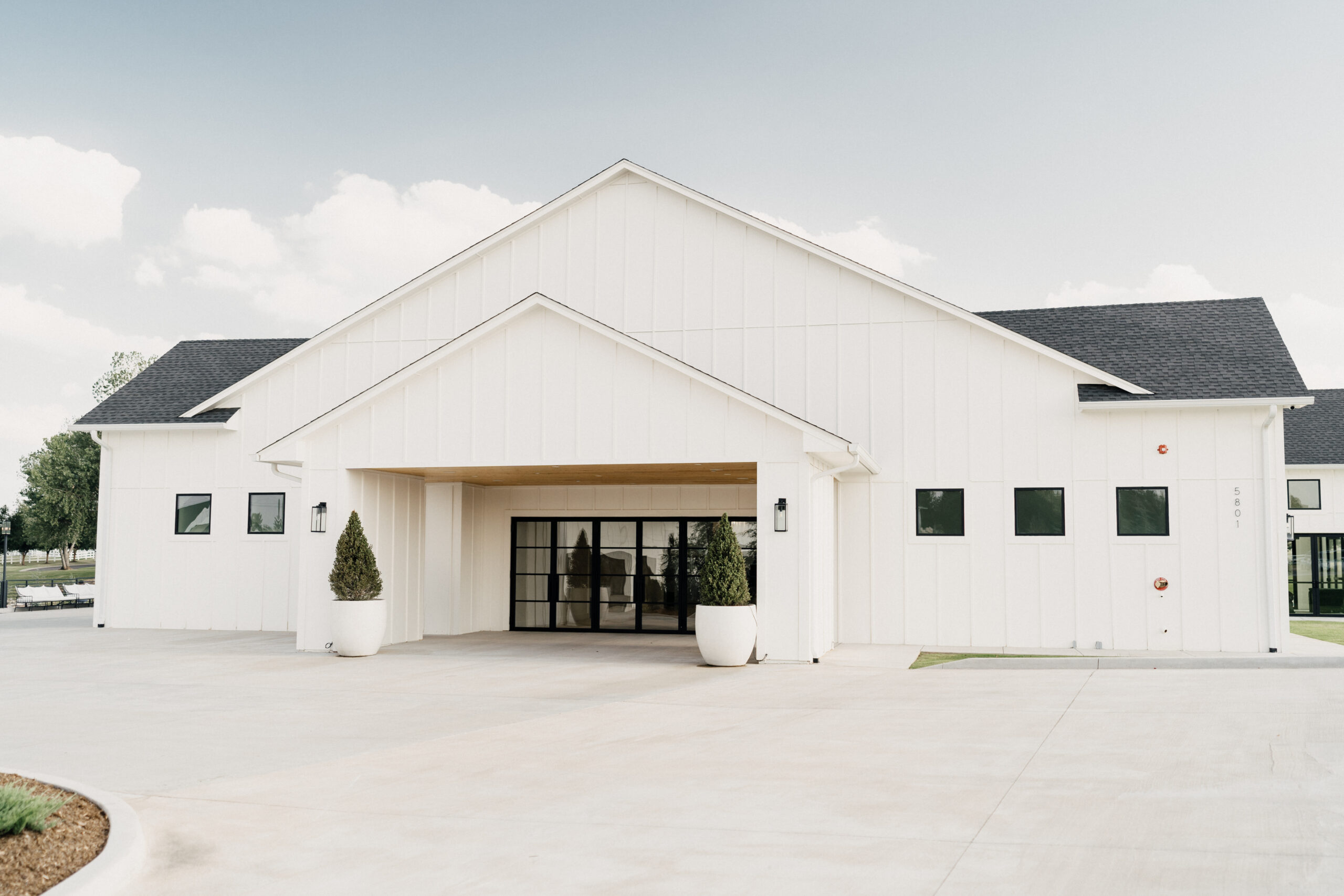 Aspen Ranch outdoor ceremony space at an LGBTQ wedding in Oklahoma