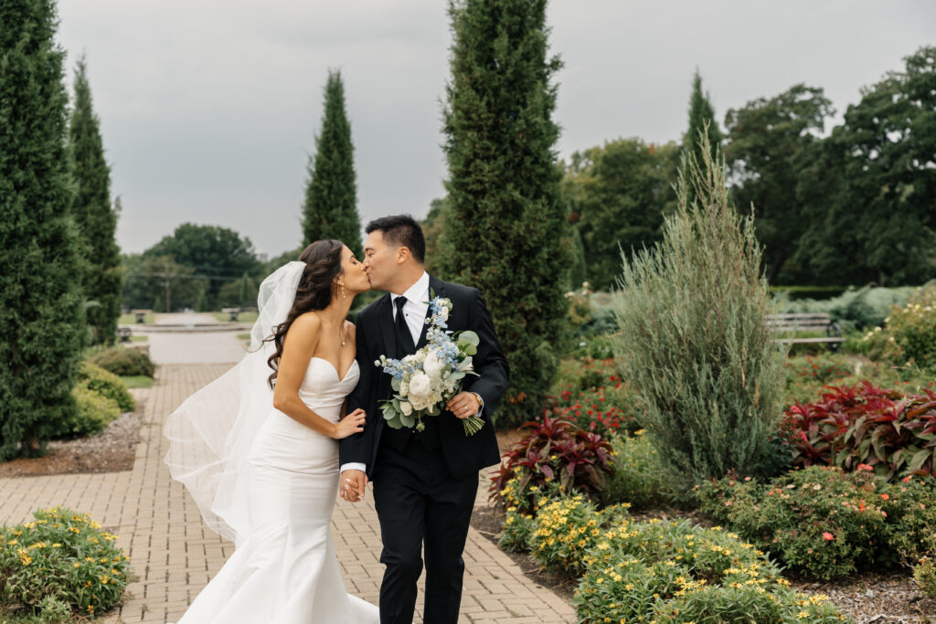 Wedding inspiration at Woodward Park gardens Tulsa