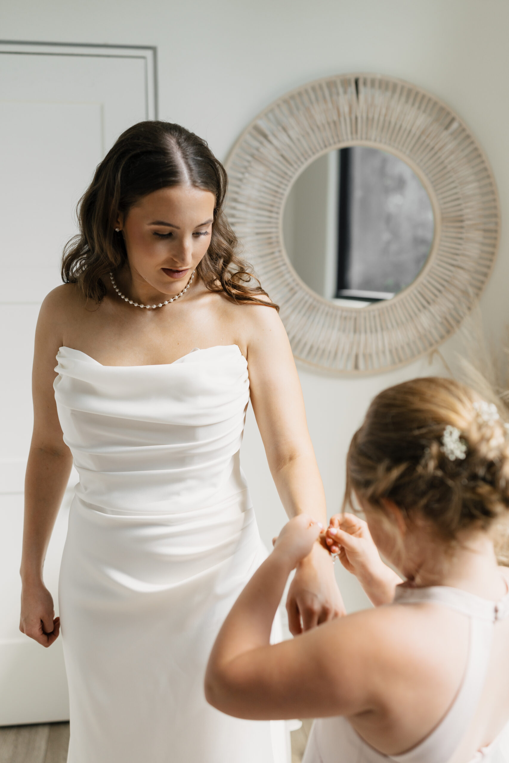 Candid getting ready photos