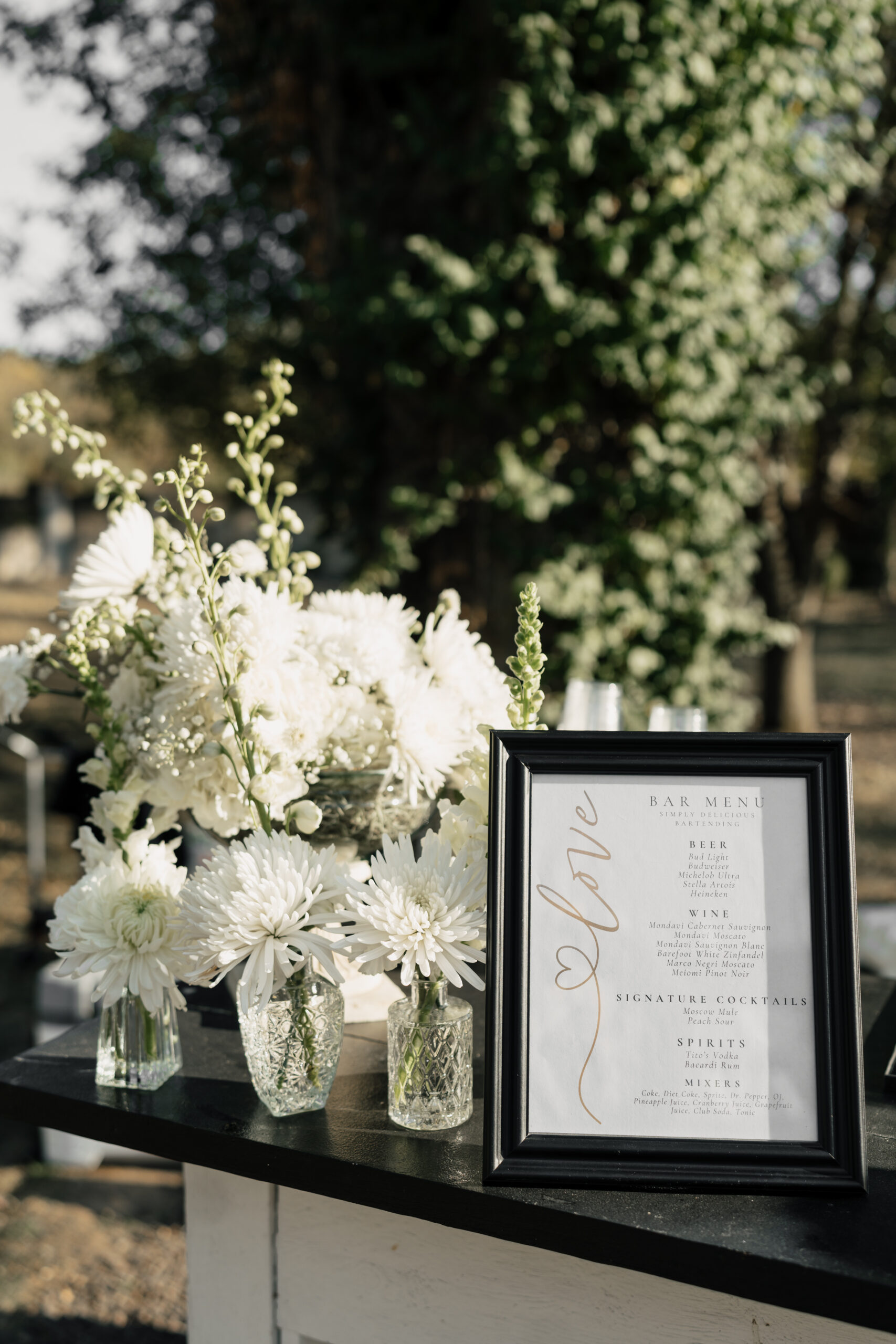 	Close-up of green and white wedding bouquet at Haseltine Estate