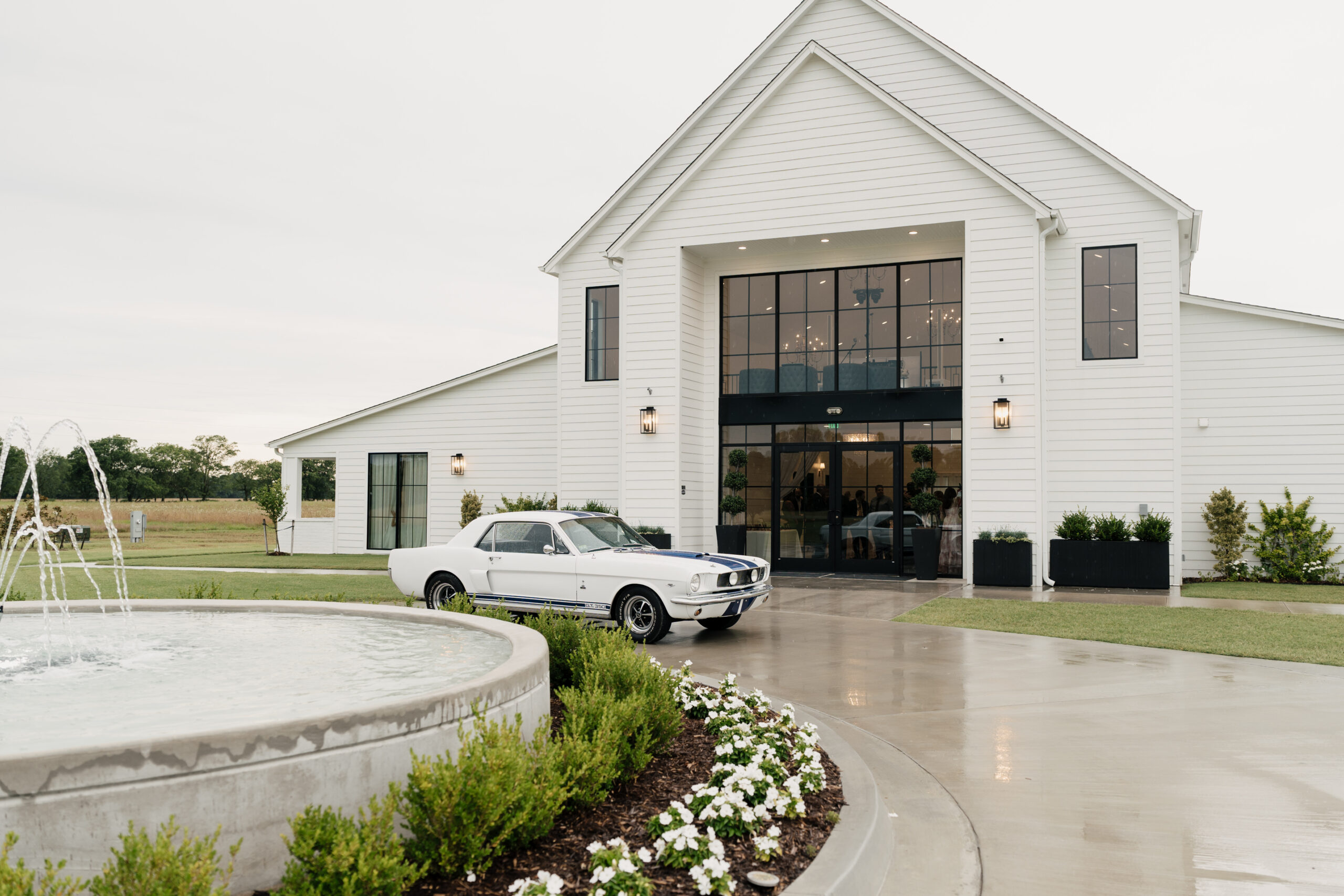 Tulsa wedding photography capturing authentic love stories