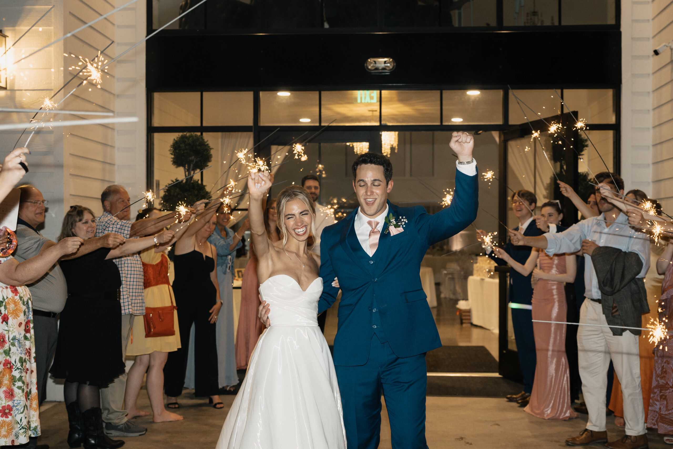 Oklahoma wedding photography with candid laughter