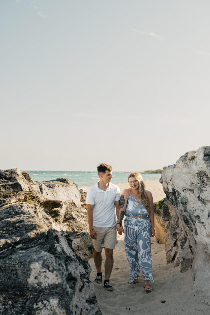 Playa del Carmen couple photos by the ocean